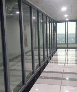 Vách kính chống cháy 03